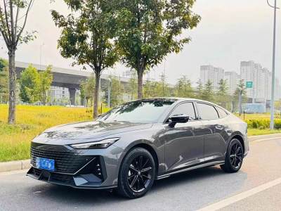 2022年10月 長安 長安UNI-V 1.5T 智慧領(lǐng)航型圖片