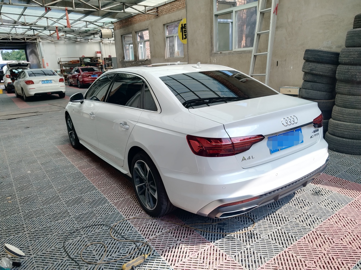 奧迪 奧迪A4L  2022款 40 TFSI 時(shí)尚動(dòng)感型圖片