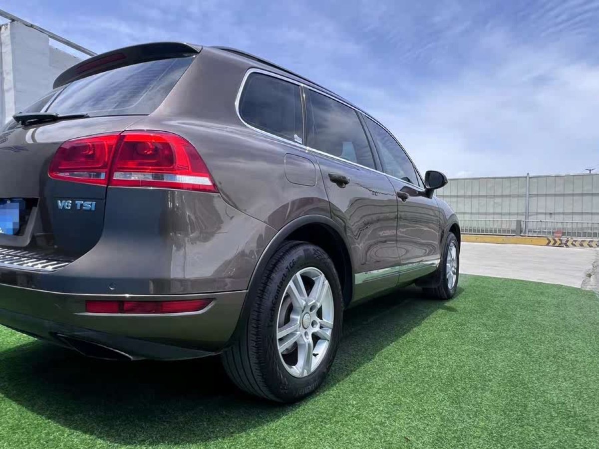 大眾 途銳  2015款 3.0TSI 標(biāo)配型圖片