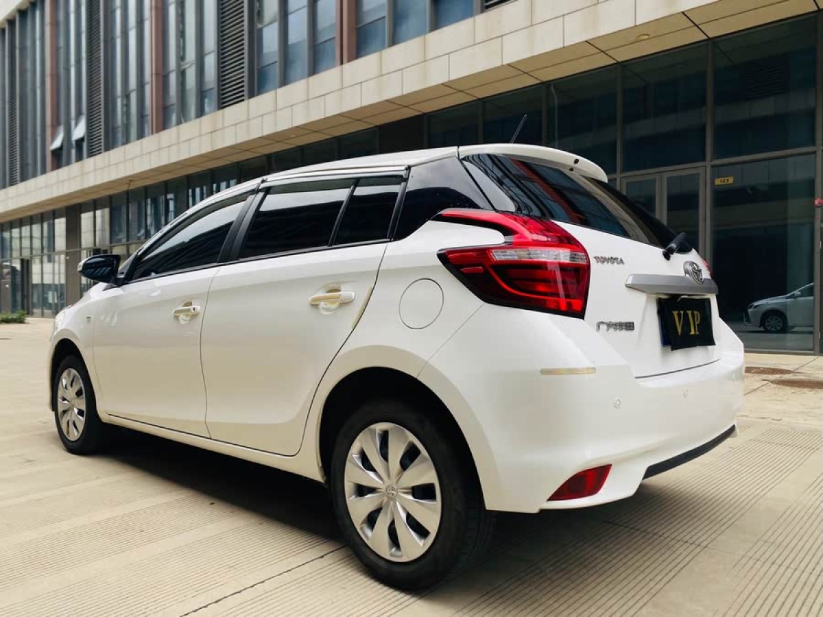 豐田 YARiS L 致炫  2022款 1.5L CVT領(lǐng)先PLUS版圖片