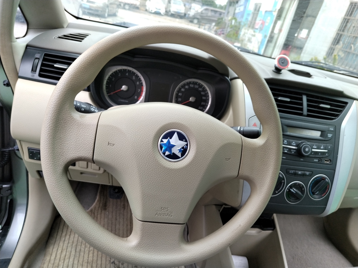 啟辰 D50  2014款 1.6L 手動精彩版圖片