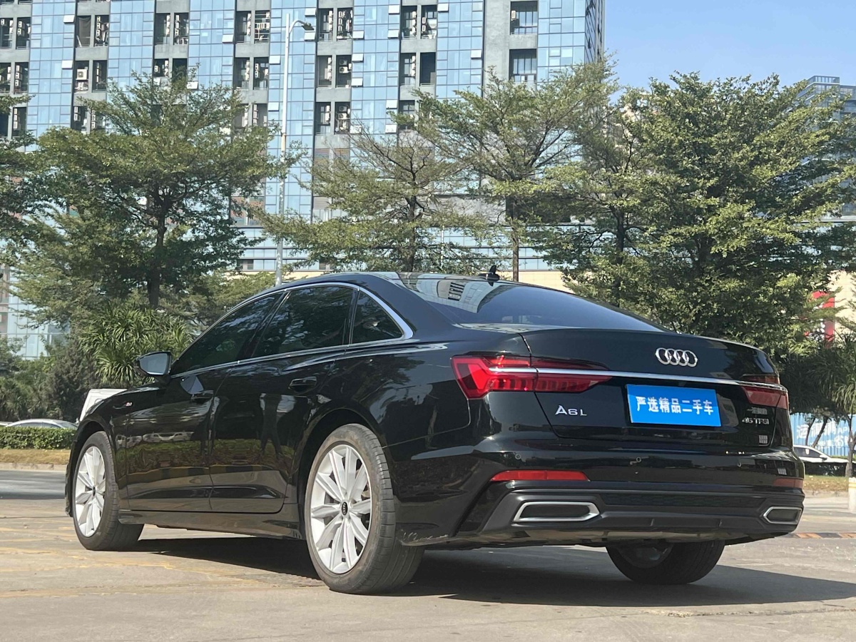 奧迪 奧迪A6L  2022款 45 TFSI 臻選動(dòng)感型圖片