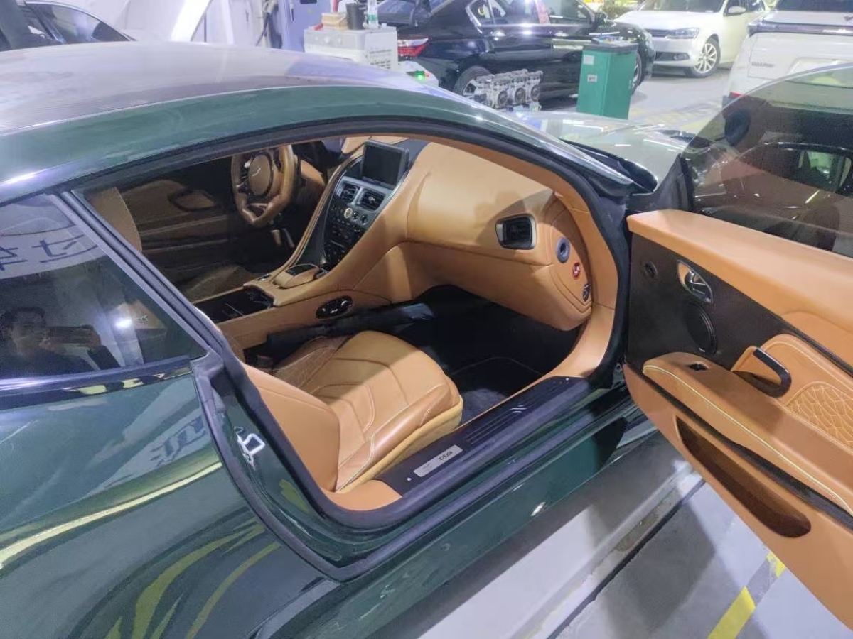 阿斯頓·馬丁 阿斯頓?馬丁DBS  2020款 DBS Superleggera V12 Coupe圖片