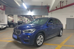寶馬X1 寶馬 sDrive18Li 尊享型