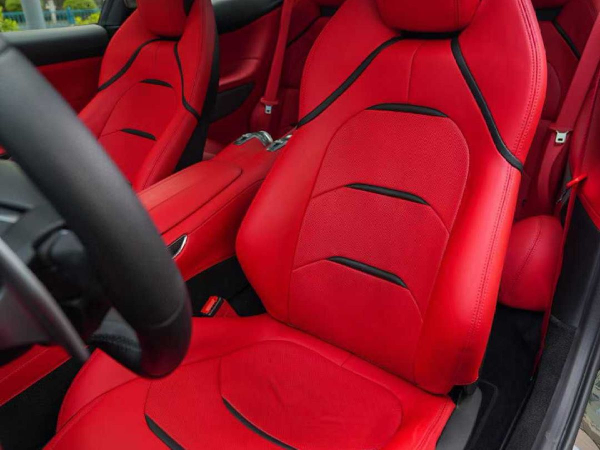 法拉利 F8 Tributo  2019款  3.9T V8圖片