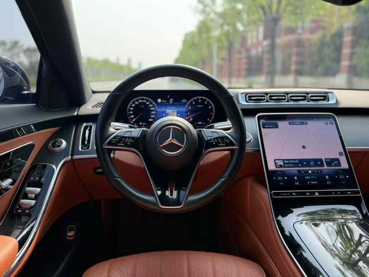 奔馳 奔馳S級(jí)  2022款 改款 S 400 L 商務(wù)型圖片