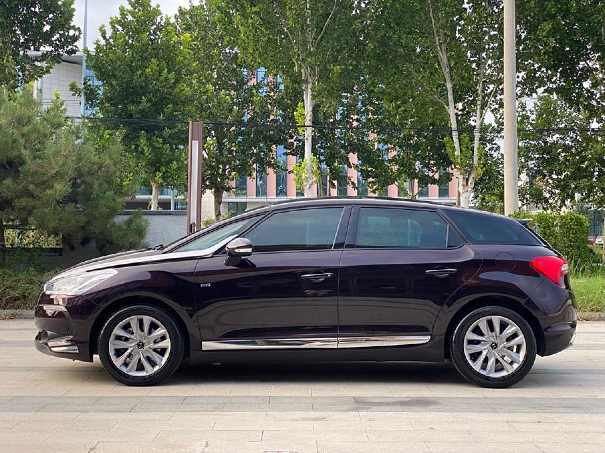 2016年9月DS DS 5  2015款 1.6T 豪華版THP160