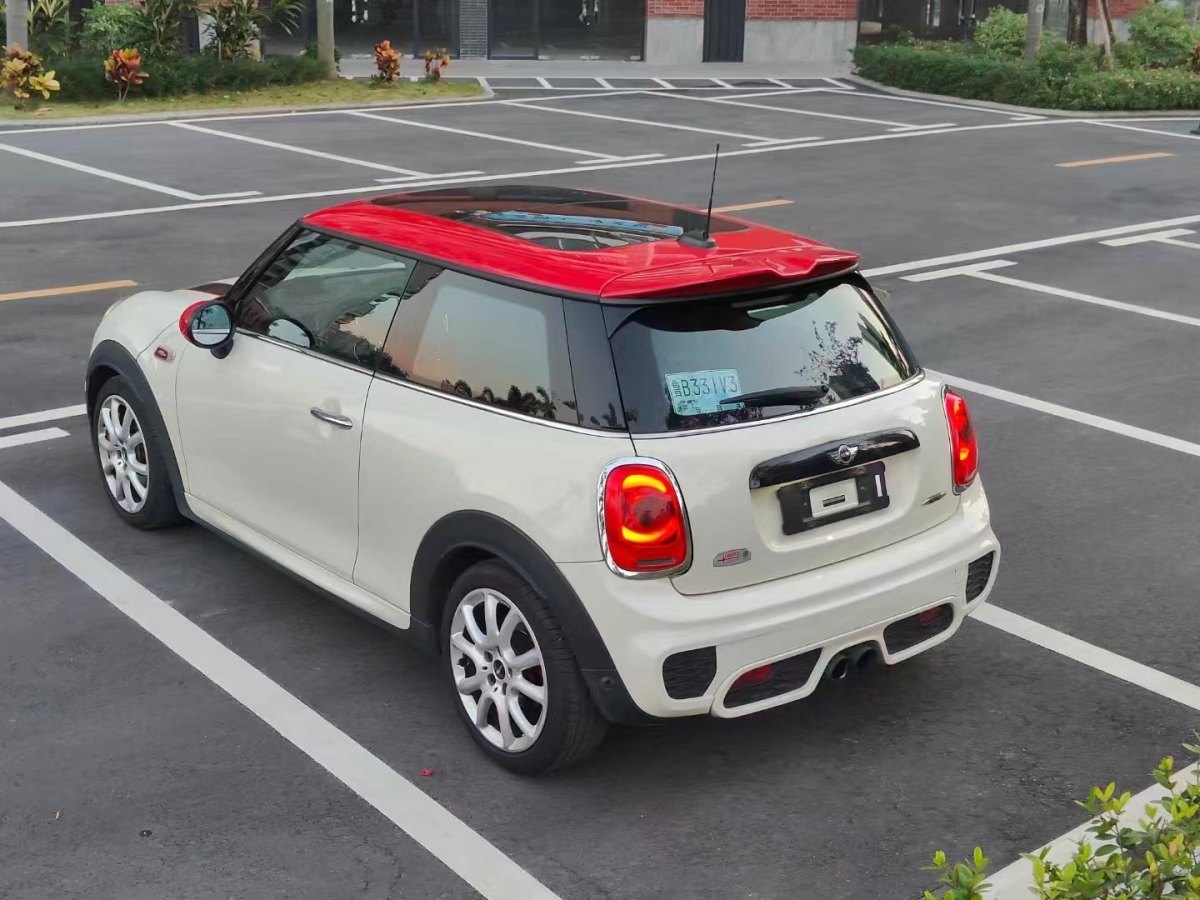 MINI JCW  2016款 2.0T JOHN COOPER WORKS 先鋒派圖片