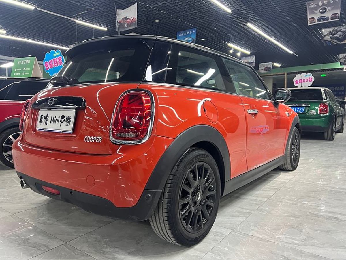 2021年5月MINI MINI  2021款 1.5T COOPER 經(jīng)典派