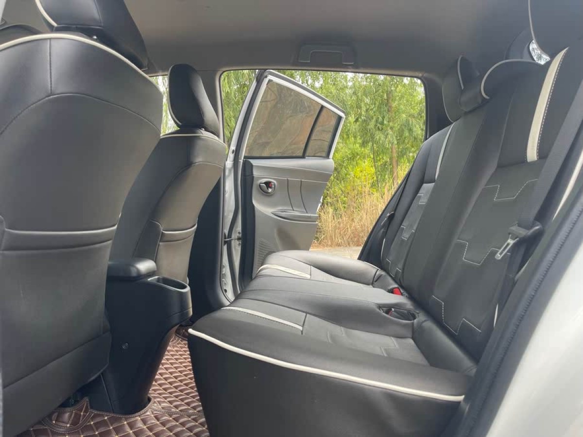 豐田 YARiS L 致炫  2016款 改款 1.5E CVT魅動版圖片