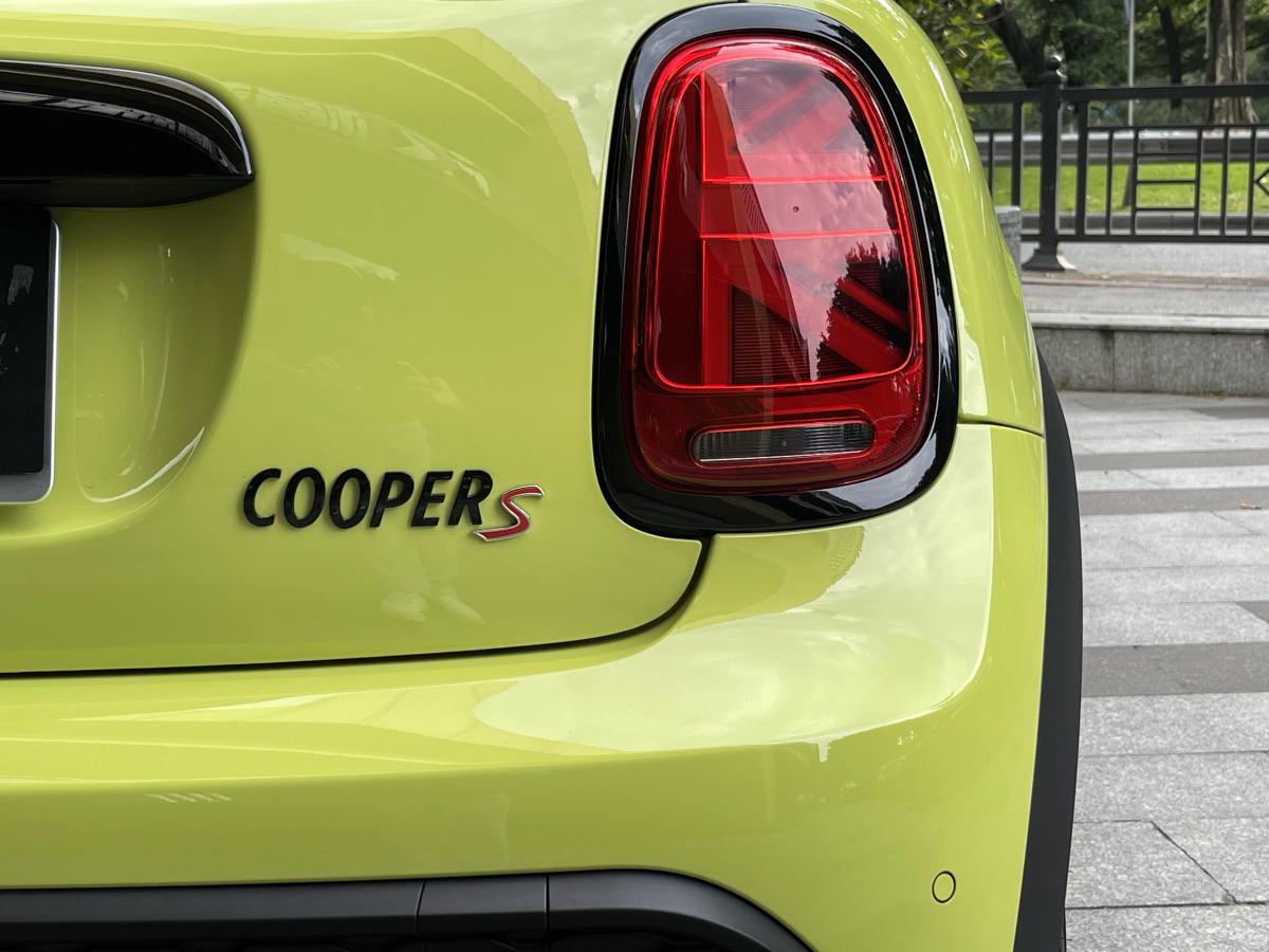 2024年4月MINI MINI  2023款 改款二 2.0T COOPER S CABRIO 藝術(shù)家