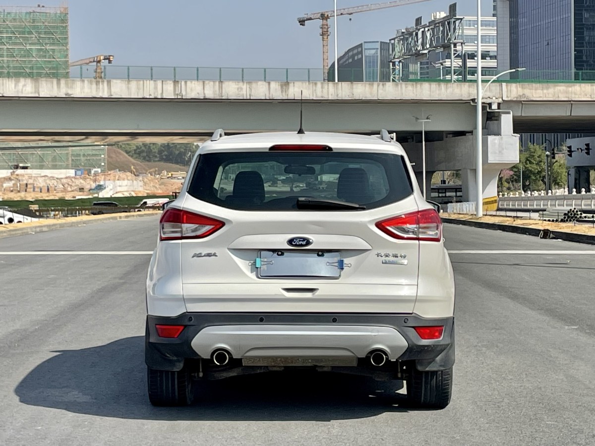 2014年10月福特 翼虎  2013款 1.6L GTDi 兩驅(qū)舒適型