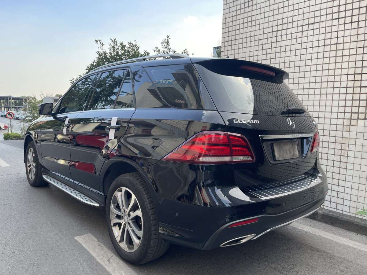 奔馳 奔馳GLE  2016款 GLE 320 4MATIC 豪華型圖片