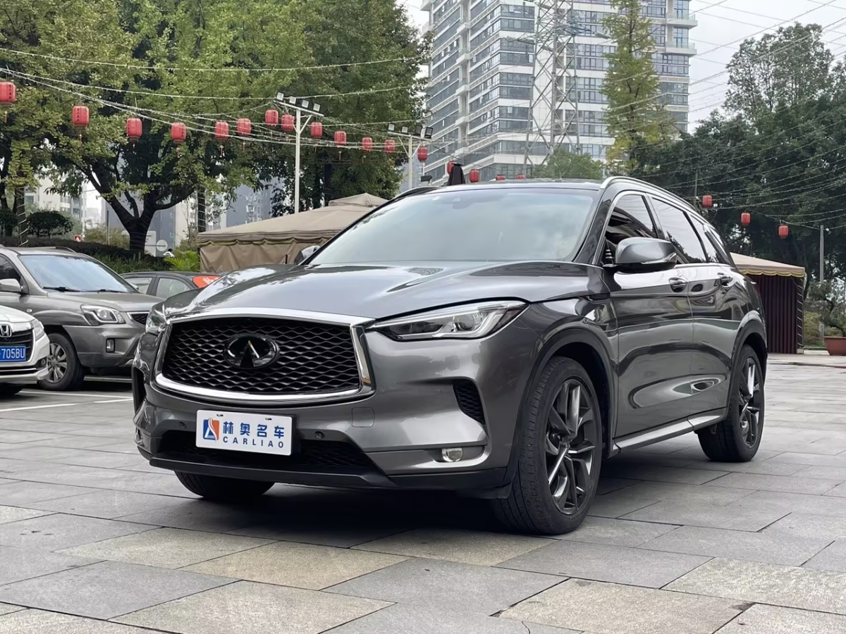 2020年1月英菲尼迪 QX50  2020款 2.0T 30周年限量版