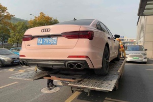 奥迪A6L 奥迪 45 TFSI 臻选动感型