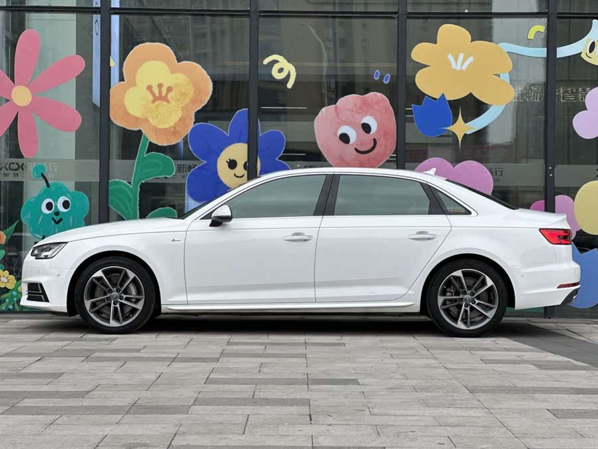 奧迪 奧迪A4L  2017款 Plus 45 TFSI quattro 運(yùn)動型圖片