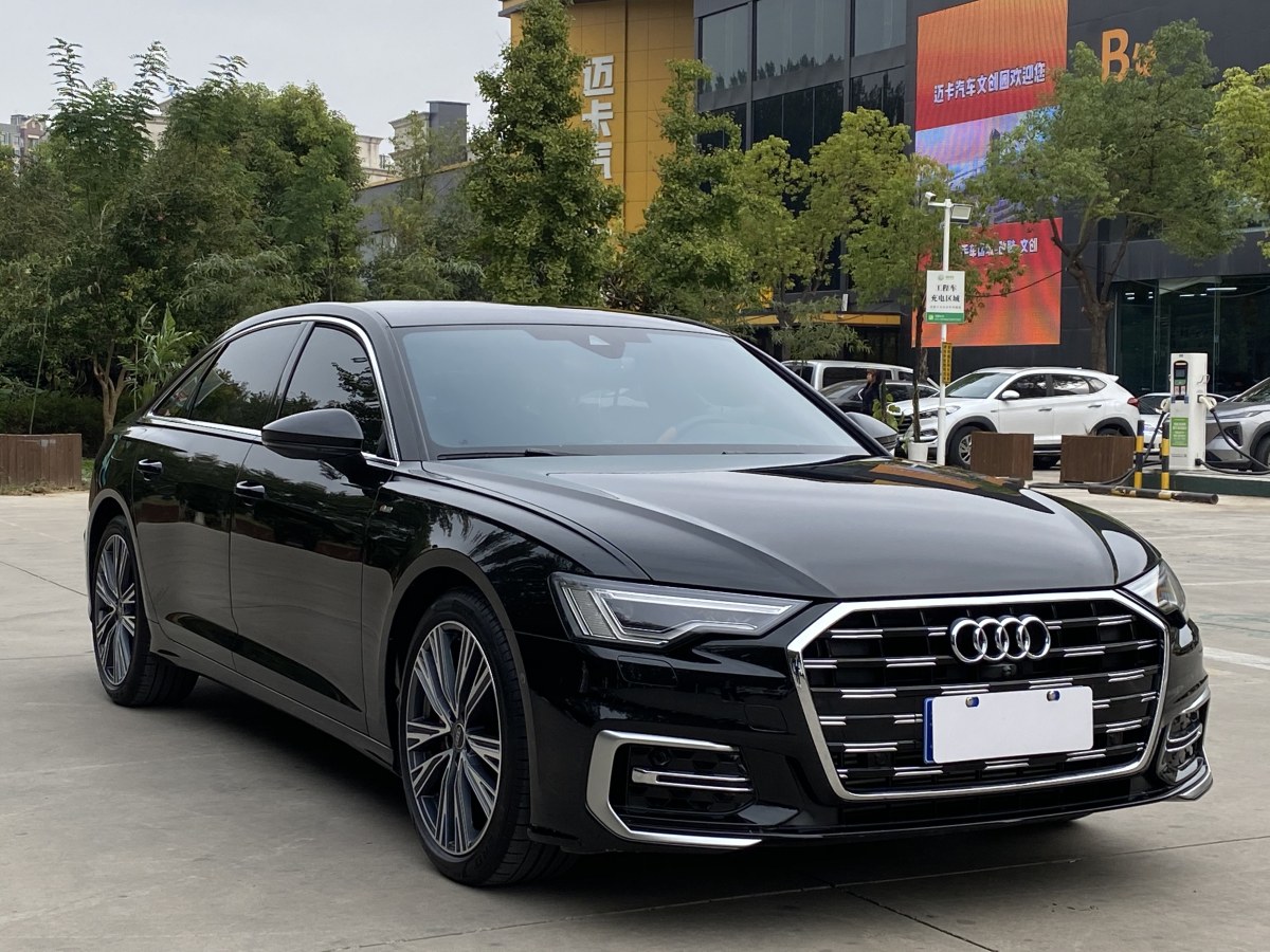 奧迪 奧迪A6L  2024款 45 TFSI 臻選動感型圖片