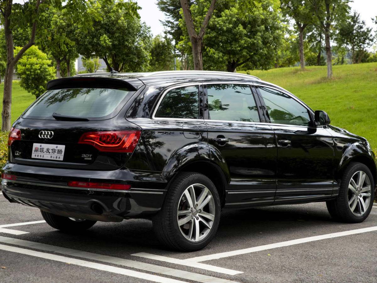 2011年7月奧迪 奧迪Q7  2011款 3.0 TFSI 技術型(200kW)