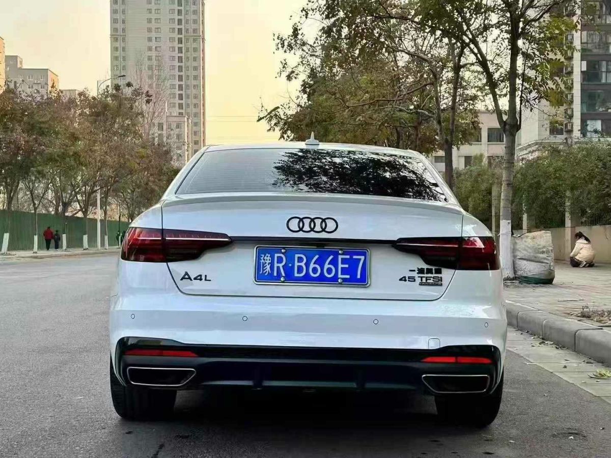 奧迪 奧迪A4L  2024款 40 TFSI 時(shí)尚動(dòng)感型圖片