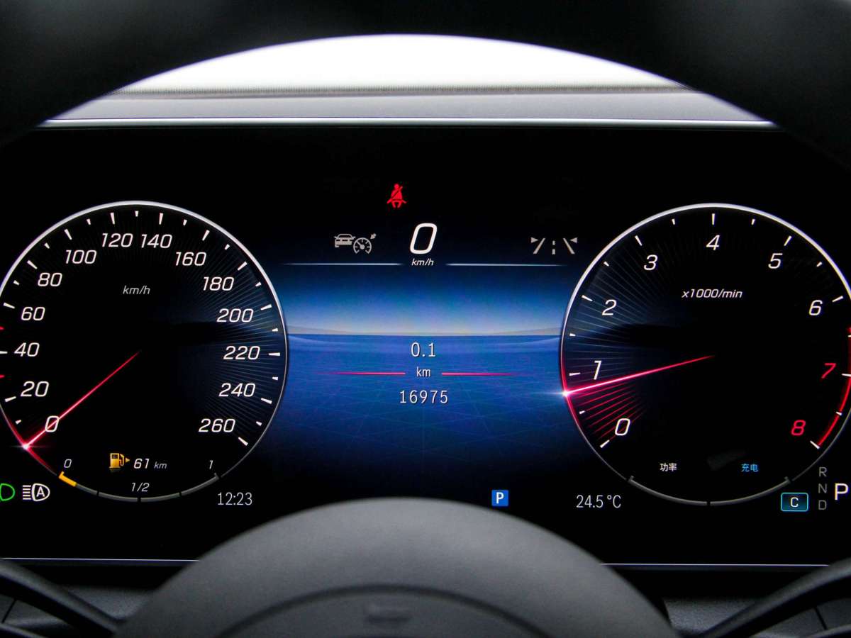 奔驰 奔驰GLC  2019款 改款 GLC 300 L 4MATIC 动感型图片