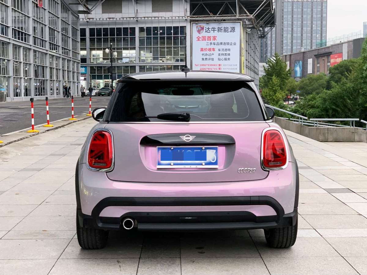 MINI MINI  2022款 改款 1.5T COOPER 經(jīng)典派圖片