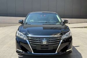 皇冠 豐田 2.0T 時(shí)尚版