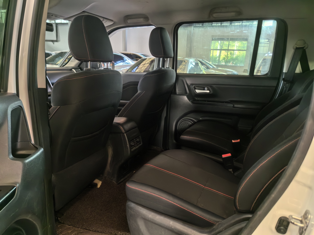 2018年6月长安欧尚 X70A  2018款 1.5L 手动舒适型