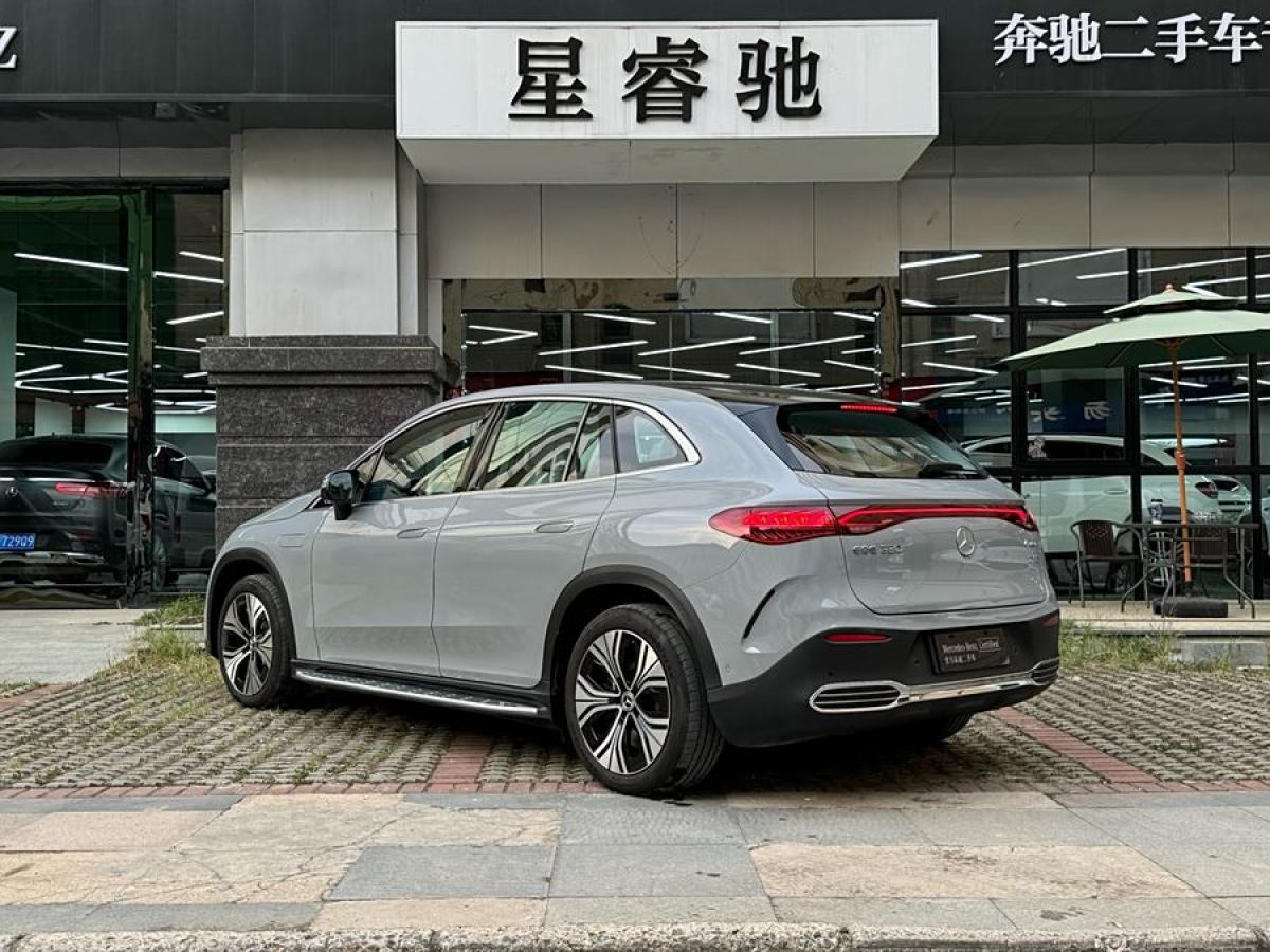 奔馳 奔馳EQE SUV  2023款 350 4MATIC 豪華版圖片