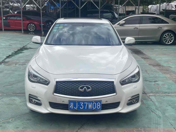 英菲尼迪 Q50L  2016款 2.0T 悦享版