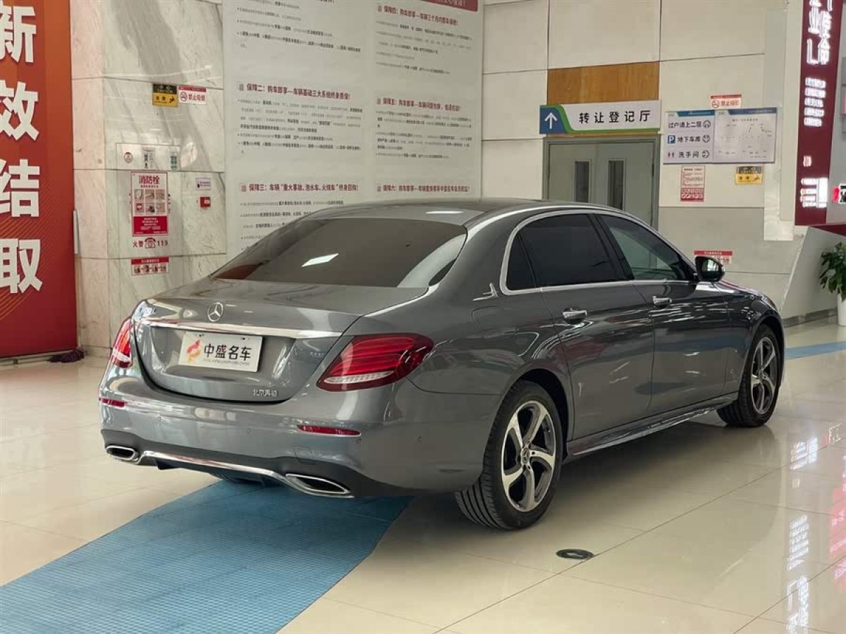 奔馳 奔馳E級(jí)  2018款 改款 E 300 L 運(yùn)動(dòng)豪華型圖片