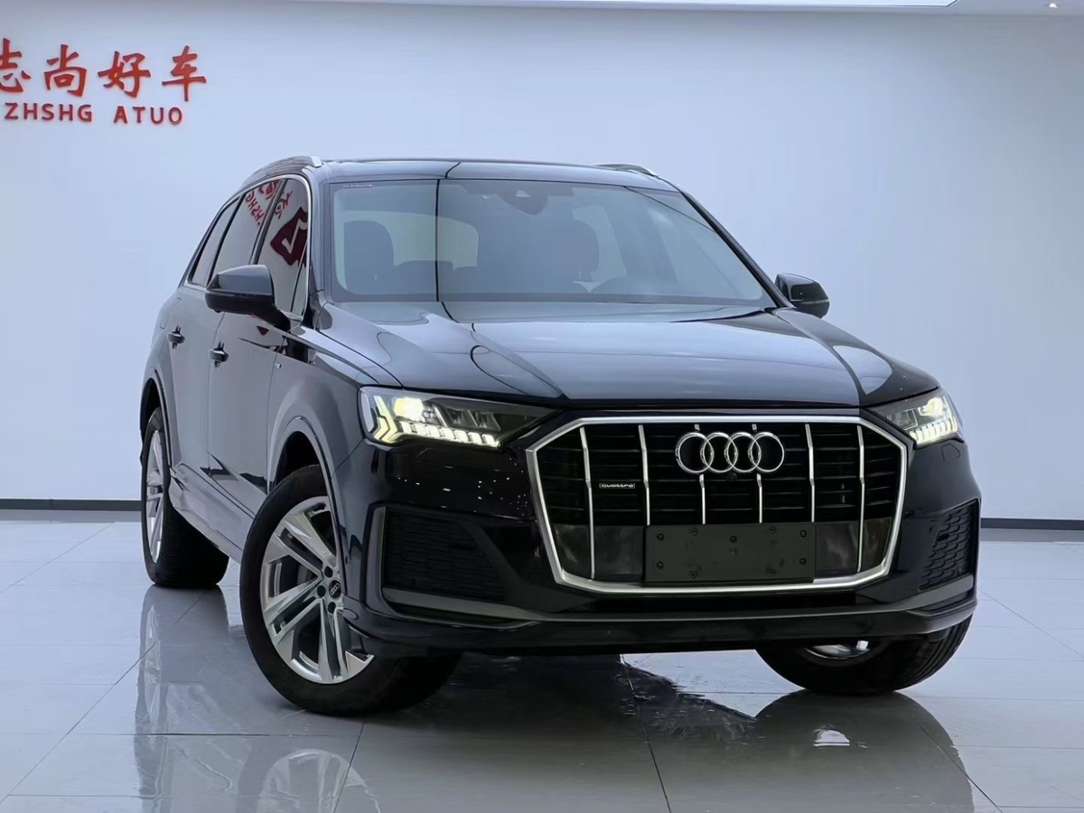 奧迪 奧迪Q7  2022款 45 TFSI quattro S line運(yùn)動(dòng)型圖片