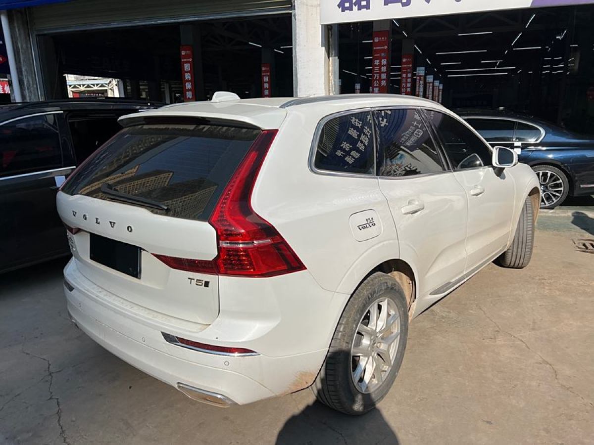 沃爾沃 XC60  2020款 T5 四驅(qū)智遠(yuǎn)豪華版圖片