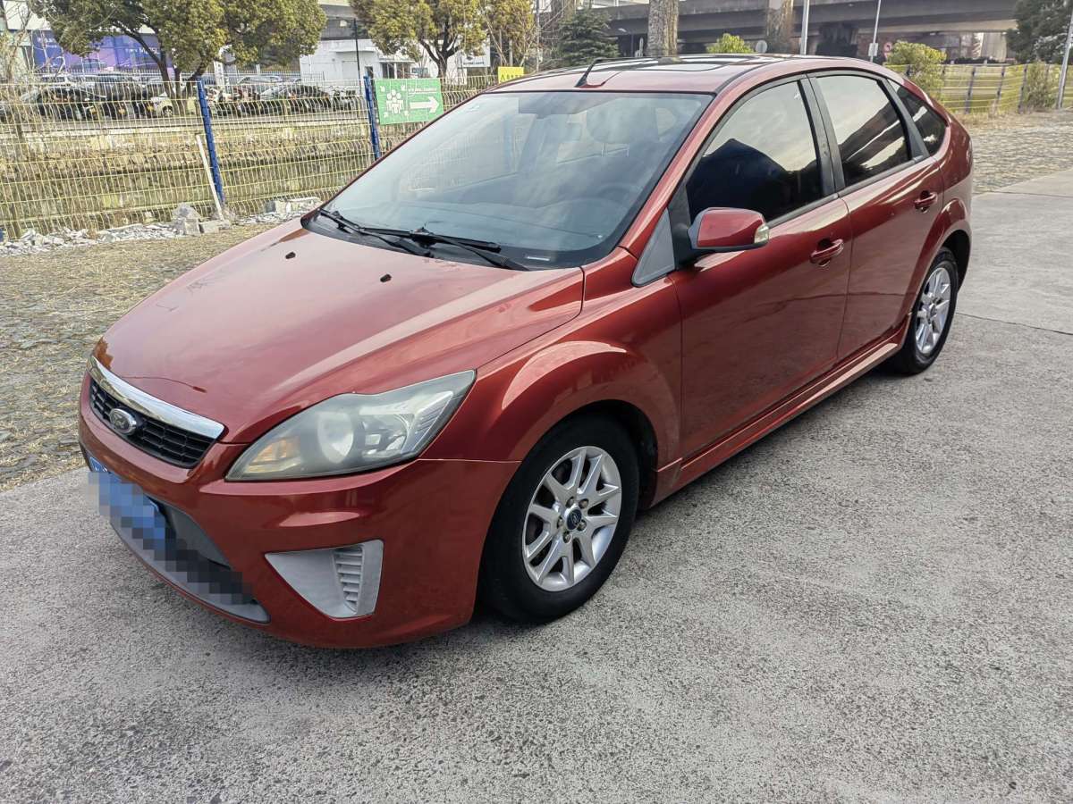 福特 ?？怂? 2012款 兩廂經(jīng)典 1.8L 手動時尚型圖片