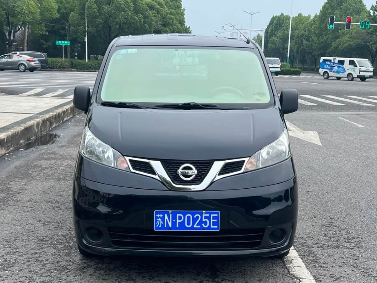 日產(chǎn) NV200  2016款 改款 1.6L 手動(dòng)豪華型圖片
