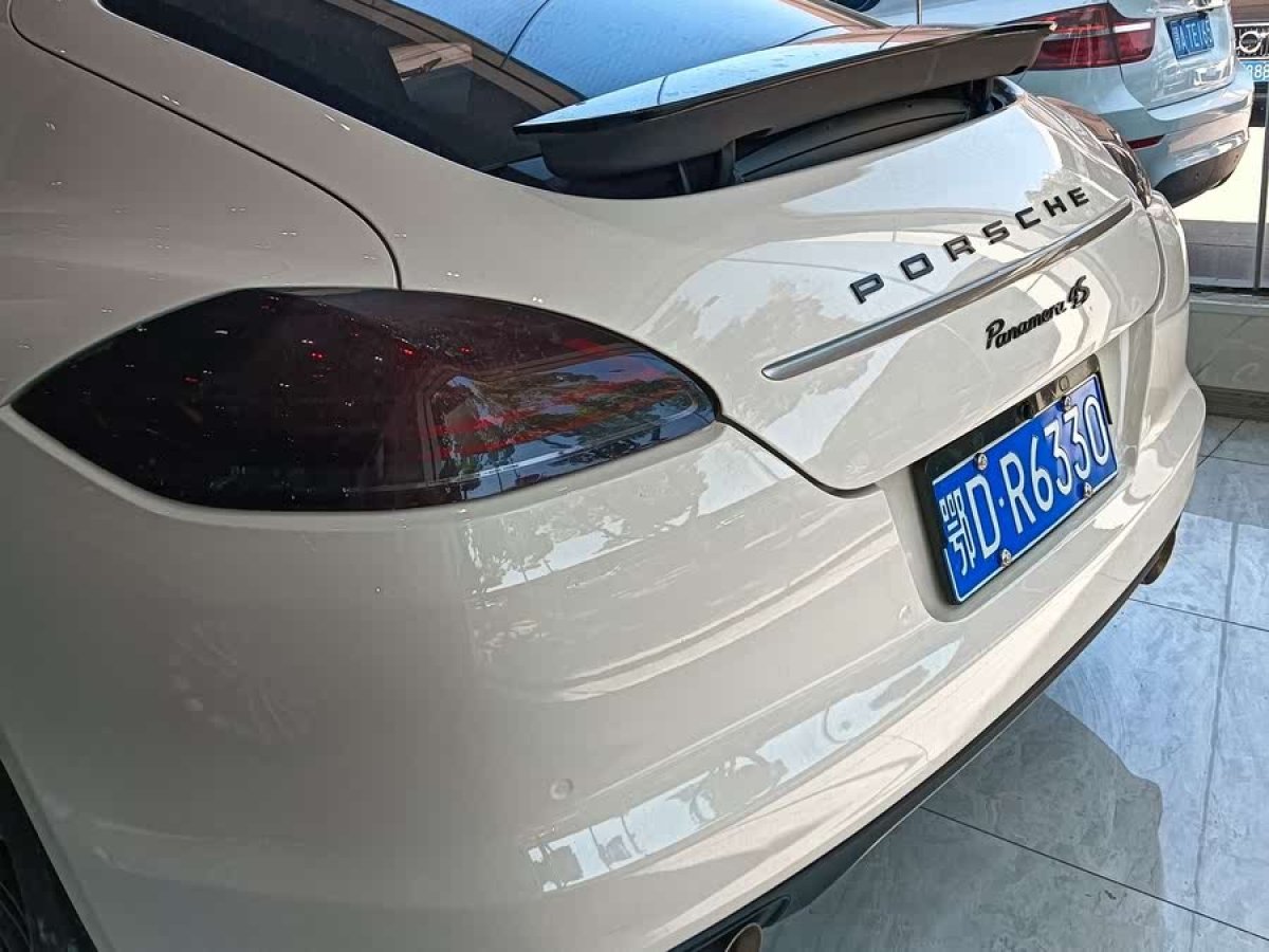 保時(shí)捷 Panamera  2013款 Panamera 4 Platinum Edition 3.6L圖片