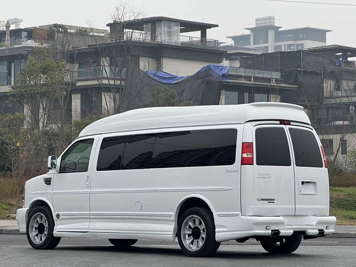 GMC SAVANA  2011款 6.0L 商務(wù)之星7座圖片