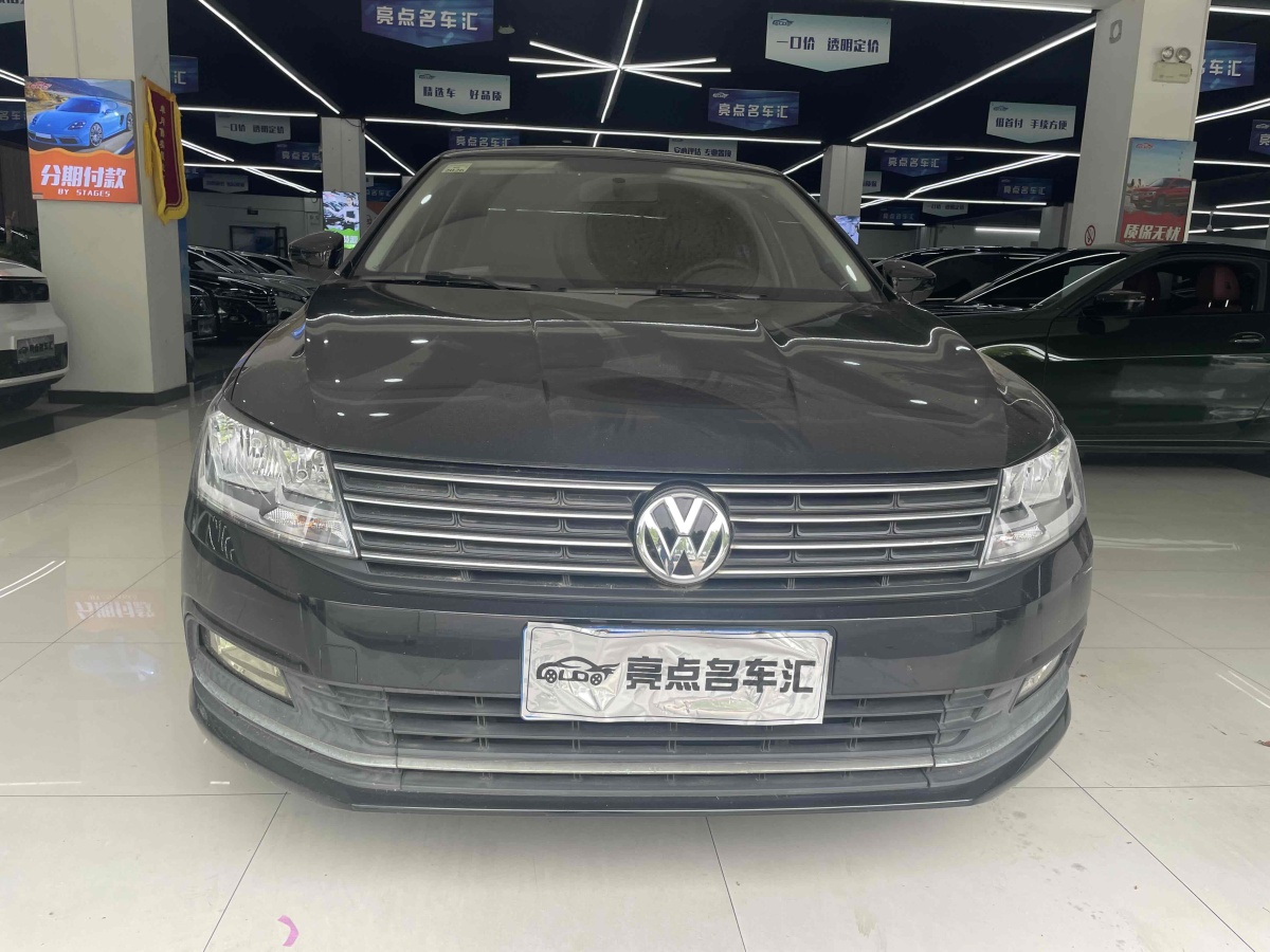 大眾 朗逸  2015款 1.6L 手動(dòng)風(fēng)尚版圖片
