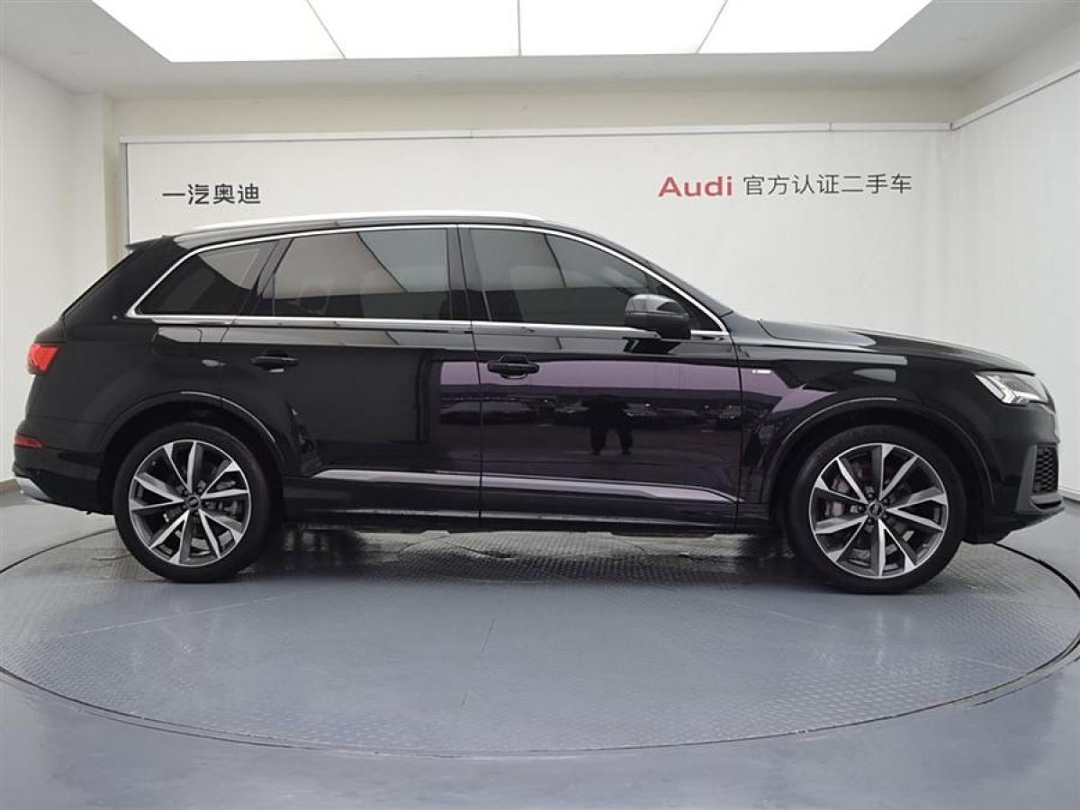 奧迪 奧迪Q7  2023款 55 TFSI quattro S line運(yùn)動型圖片