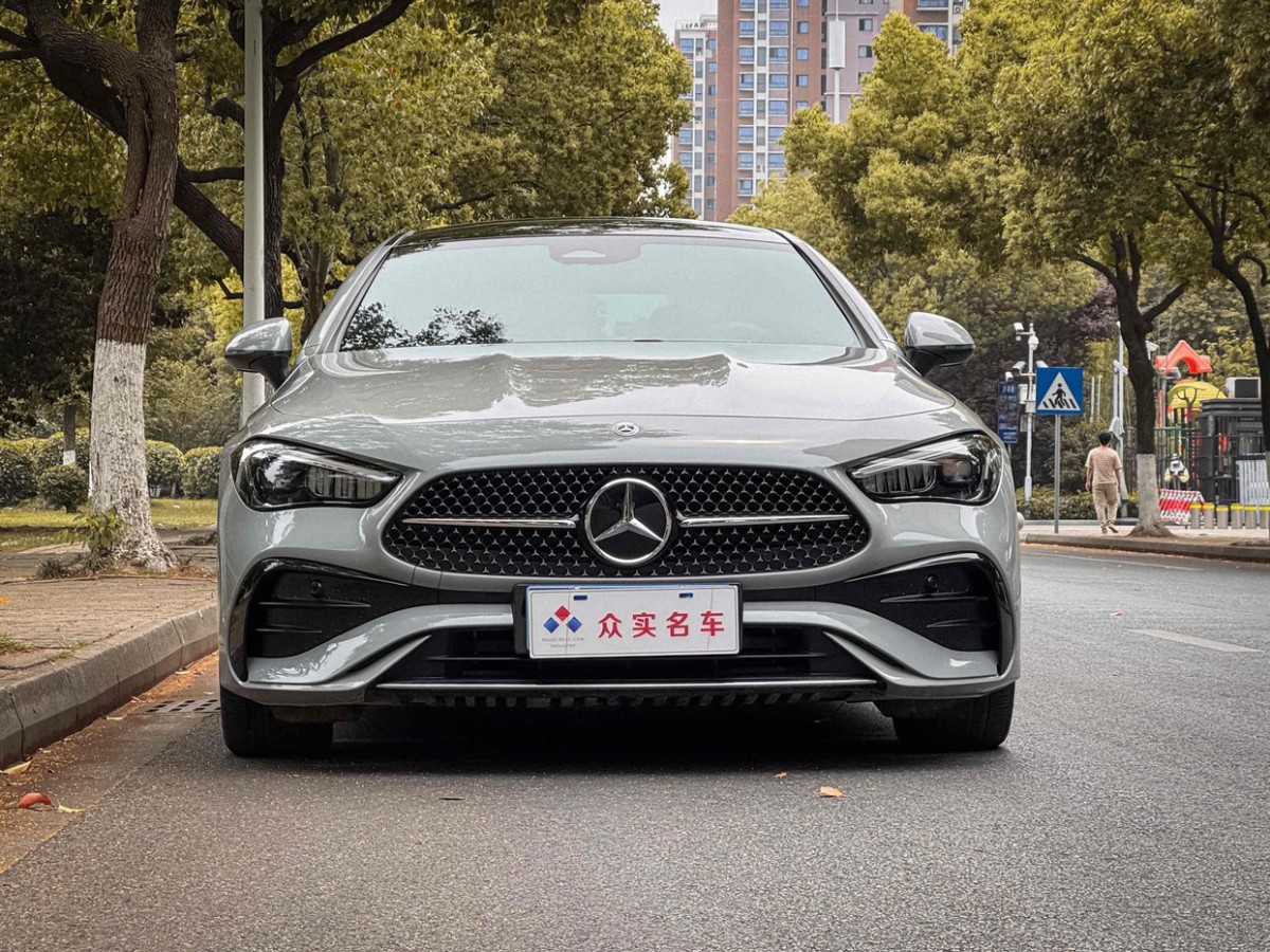 奔馳 奔馳CLE  2024款 CLE 300 4MATIC 動(dòng)感型轎跑車圖片