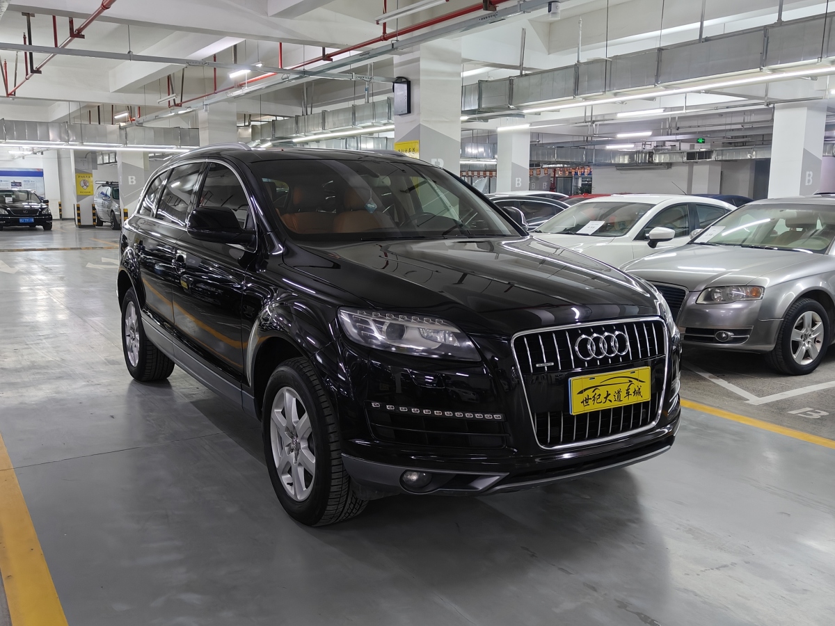 奧迪 奧迪Q7  2014款 35 TFSI 進(jìn)取型圖片