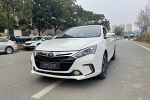 秦 比亚迪 1.5T 双冠旗舰Plus版