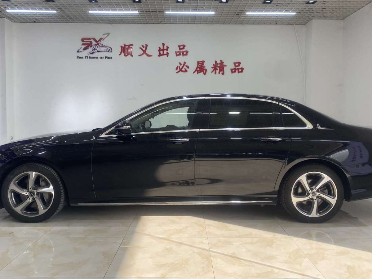 奔馳 奔馳E級  2018款 改款 E 300 L 豪華型圖片