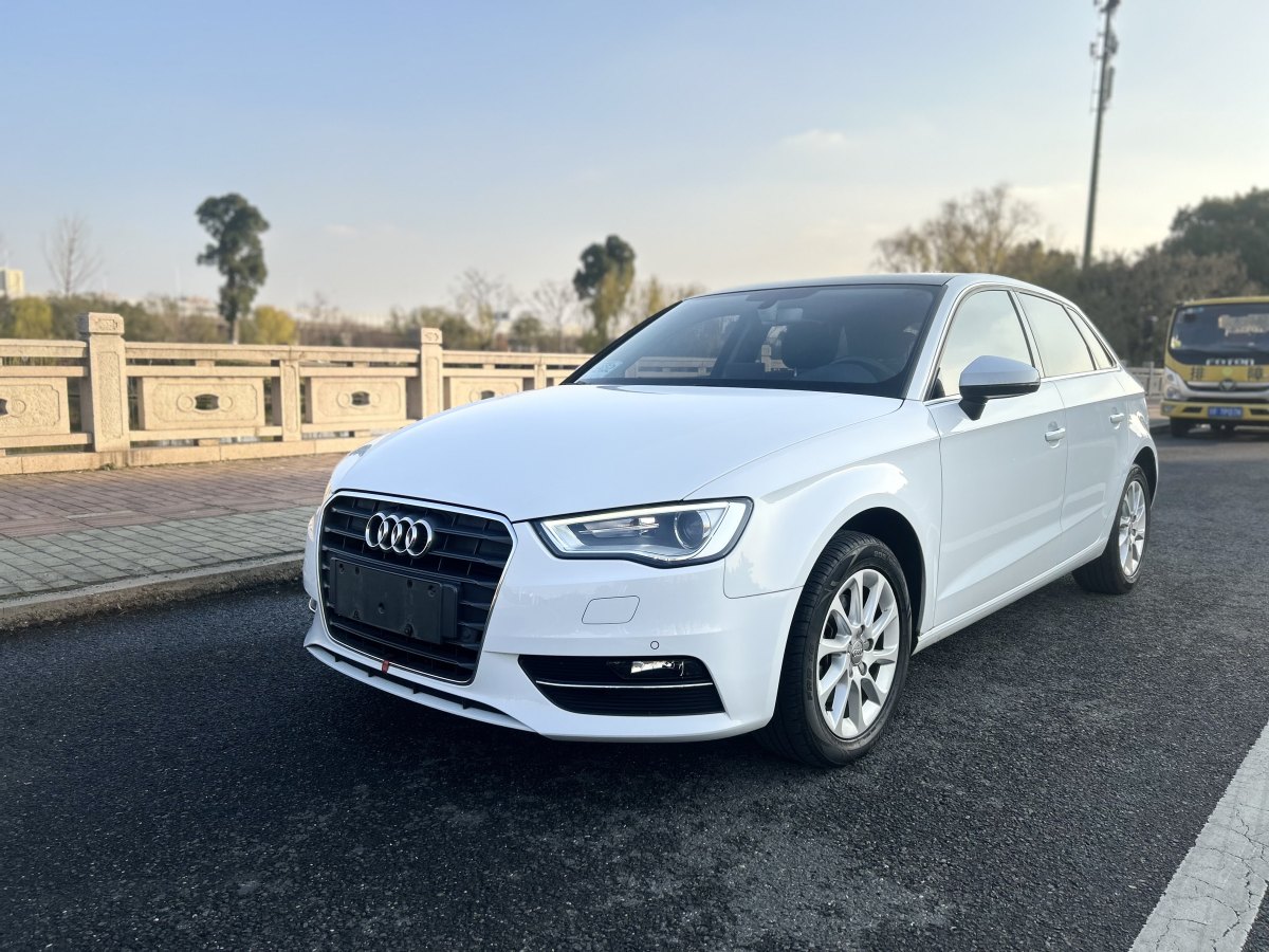 奧迪 奧迪A3  2015款 Sportback 35 TFSI 百萬紀念舒享型圖片