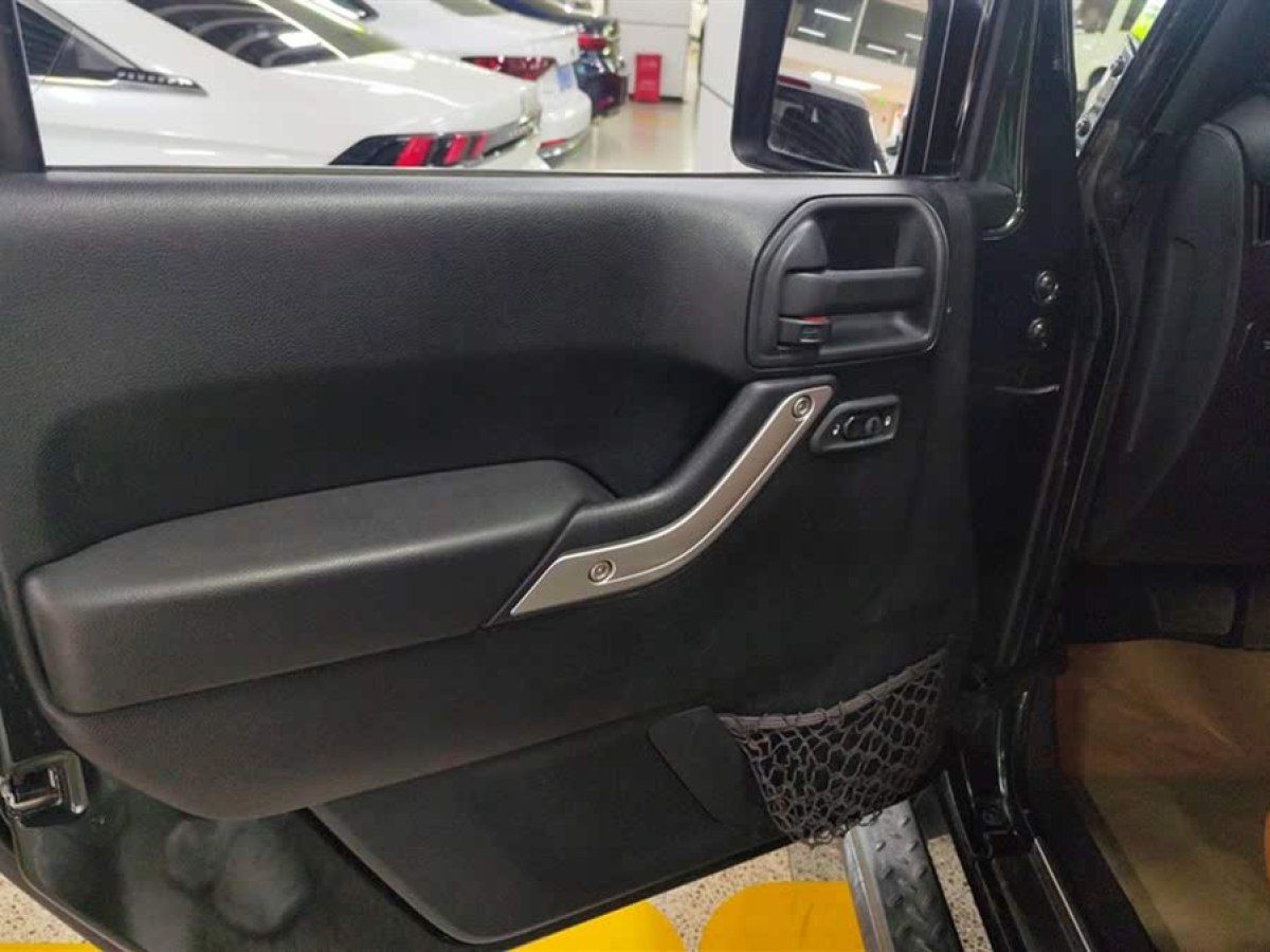 Jeep 牧馬人  2012款 3.6L Rubicon 兩門版圖片