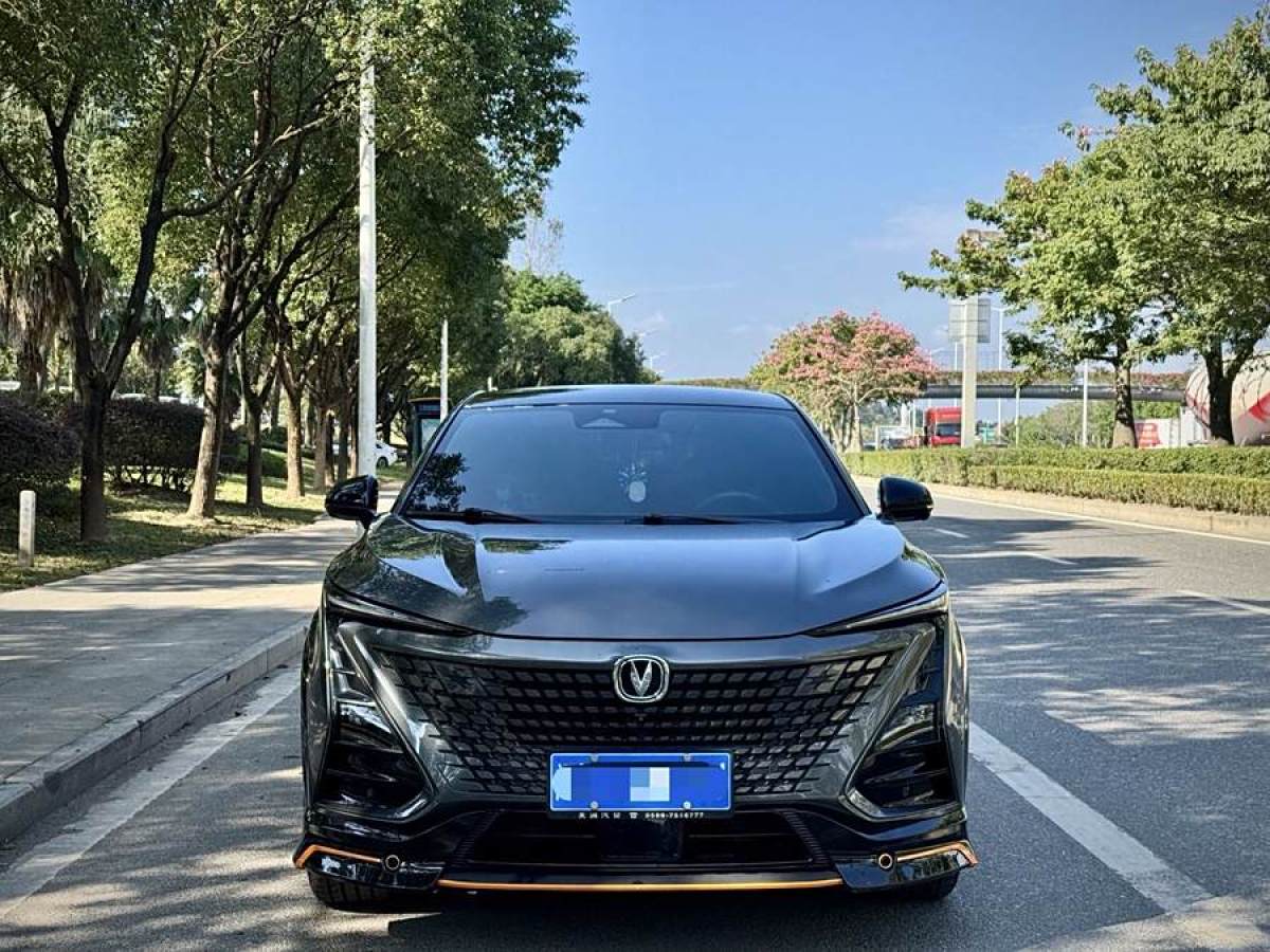 長(zhǎng)安 UNI-T  2020款 1.5T 旗艦型圖片