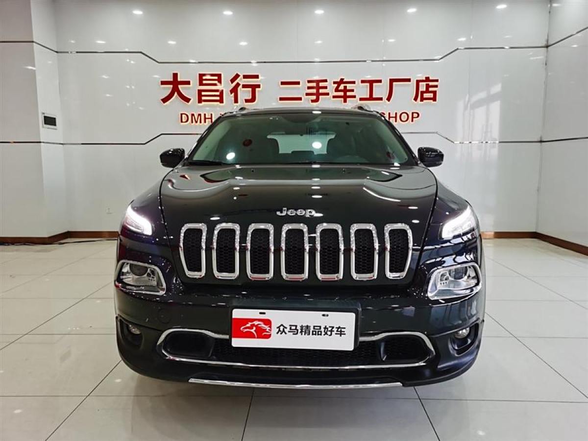 2017年9月Jeep 自由光  2017款 2.0L 優(yōu)越版