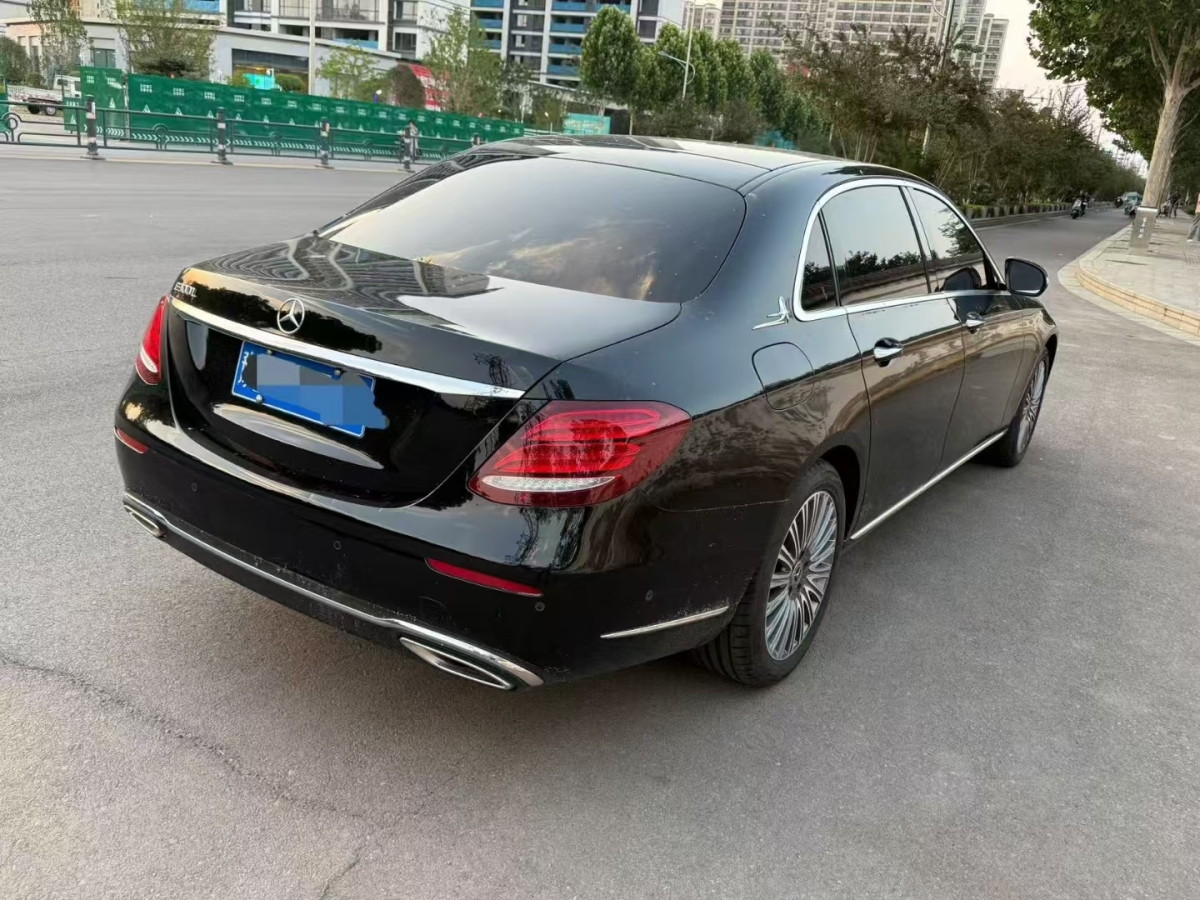 奔馳 奔馳E級  2020款 E 300 L 豪華型圖片