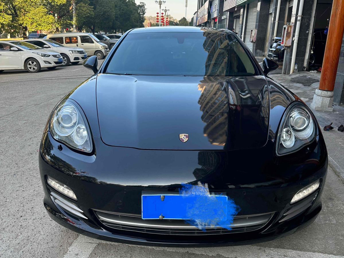 保時(shí)捷 Panamera  2013款 Panamera 4 Platinum Edition 3.6L圖片