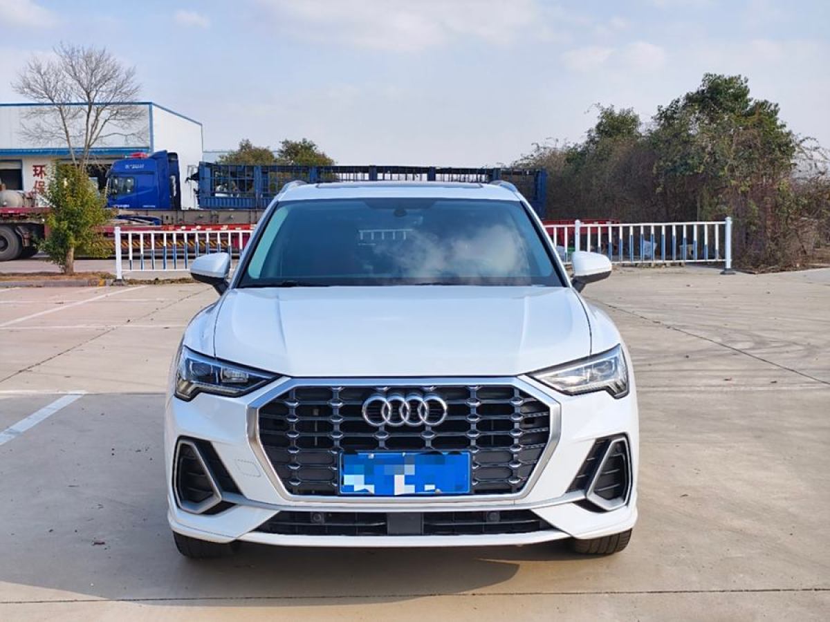 奧迪 奧迪Q3  2020款 35 TFSI 進(jìn)取動感型圖片