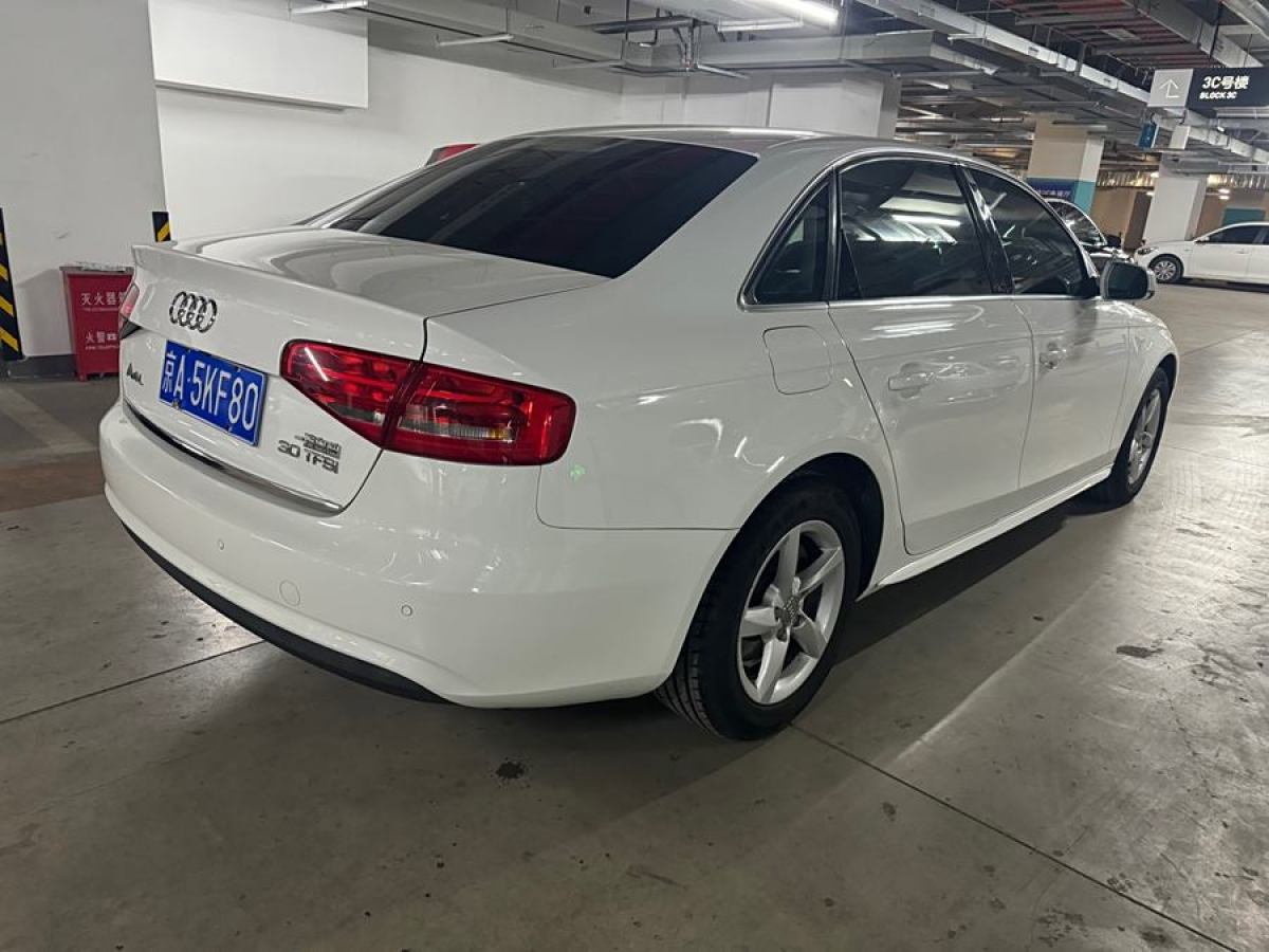 奧迪 奧迪A4L  2013款 30 TFSI 自動(dòng)舒適型圖片